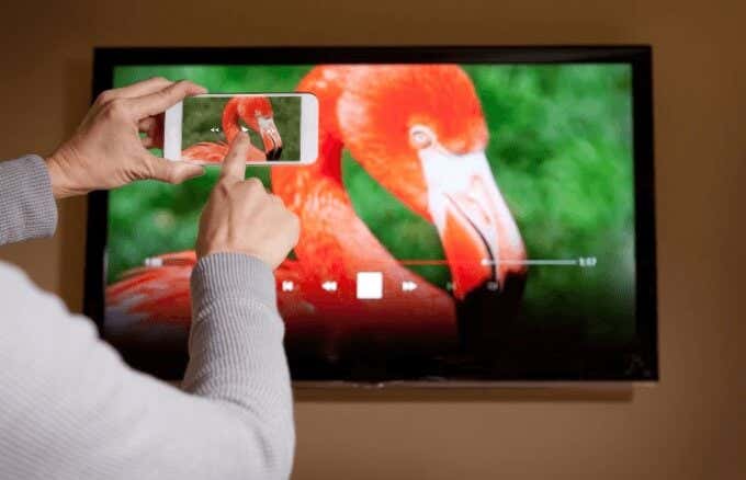 How to Connect Your Phone to a TV Wirelessly image 1