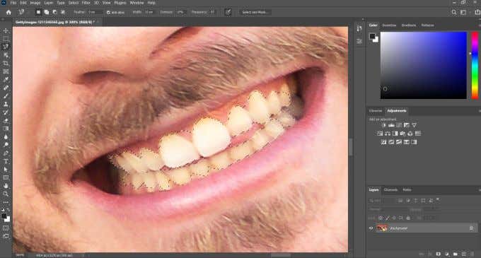 How to Whiten Teeth in Photoshop image 2