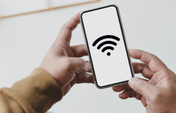 How to Use a Chromecast Without WiFi