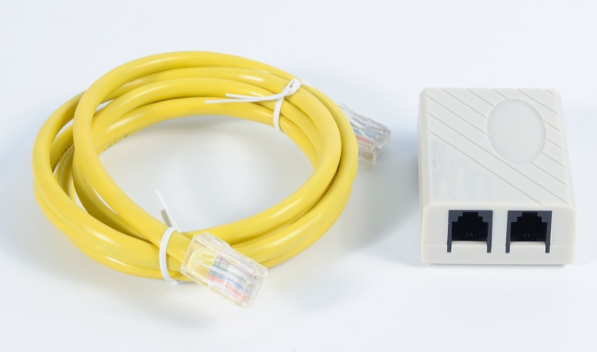 RJ45 Ethernet Splitter,NOBVEQ RJ45 1 Male to 3 x Female LAN Ethernet Splitt