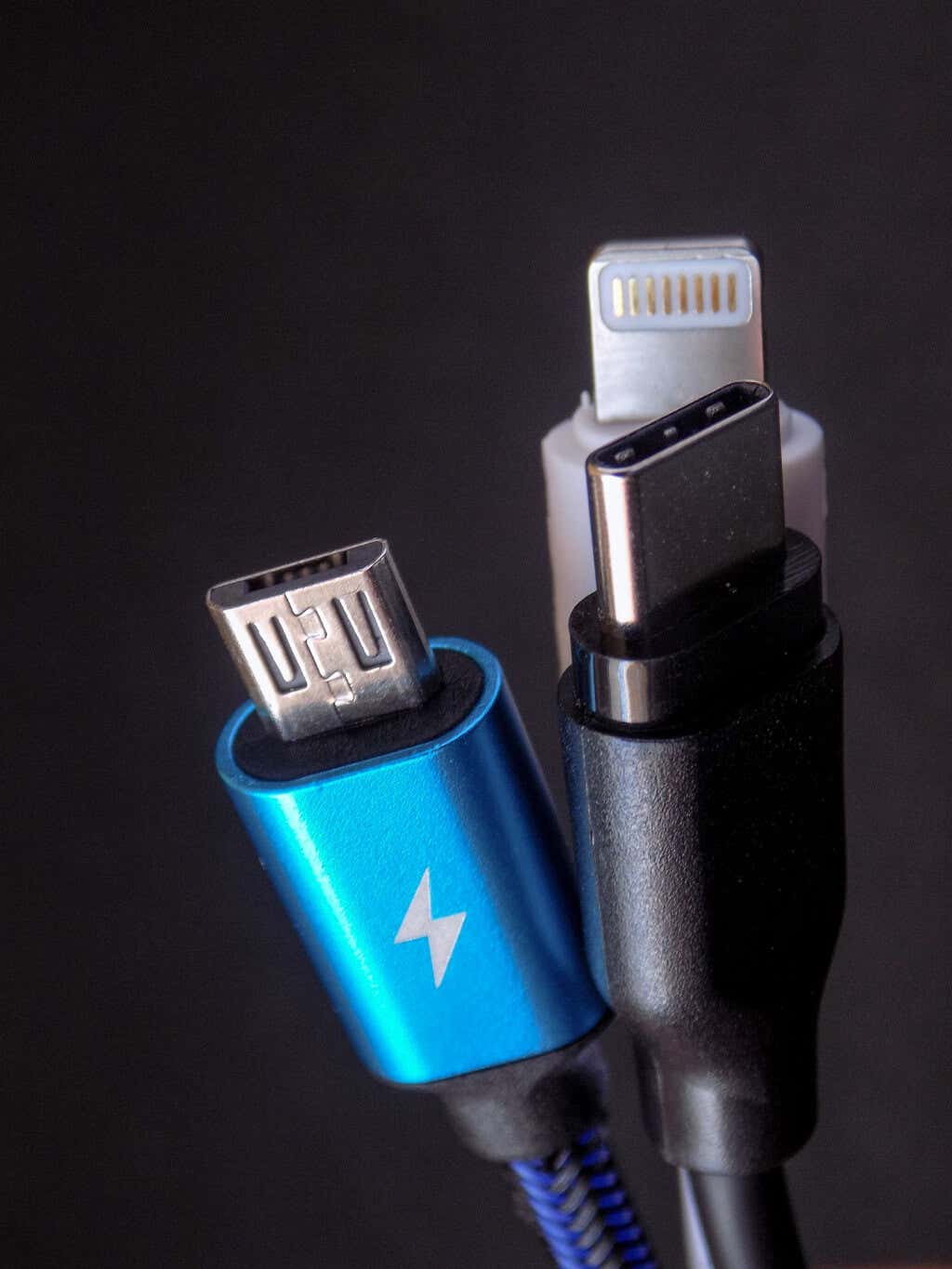 What's the Difference Between USB-C and Lightning?