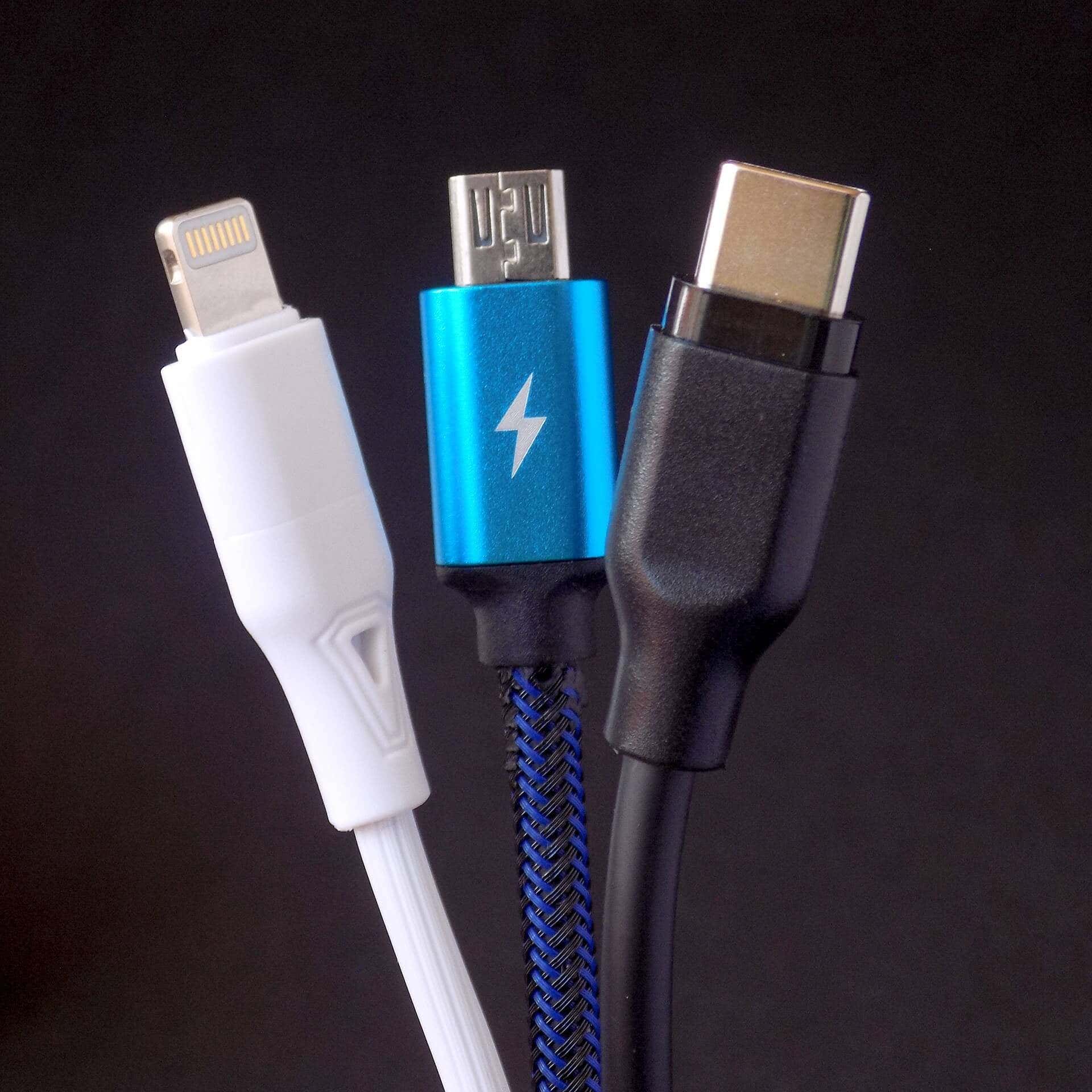 Downtown Oost Voorkomen Lightning vs USB C: What's Different (And Which Is Better)?