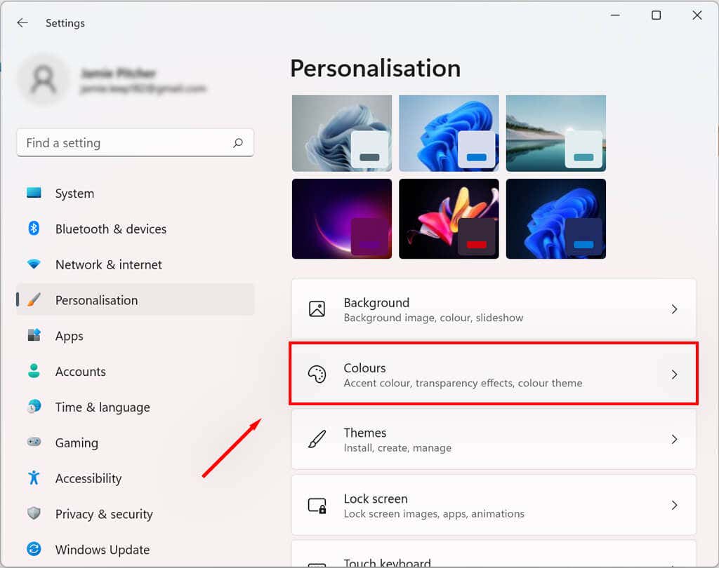 How to Enable (and Customize) Dark Mode in Windows 11 image 4