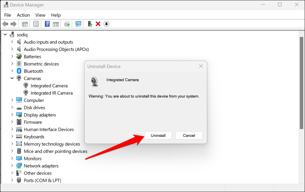 Camera driver uninstallation pop-up window in Windows Device Manager 