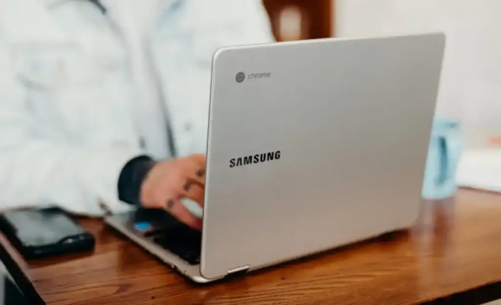 How to Delete Search and Browsing History on Your Chromebook image 1