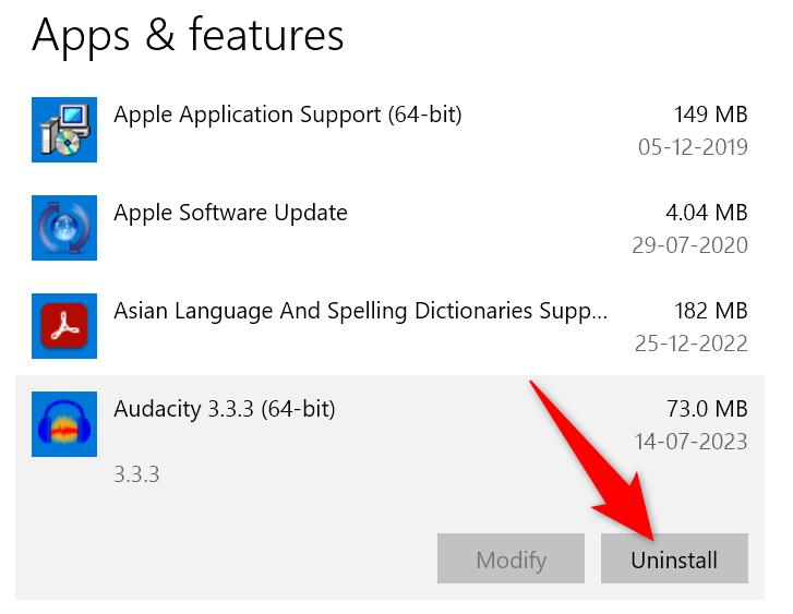 "Uninstall" highlighted for an app in Windows 10 Settings.