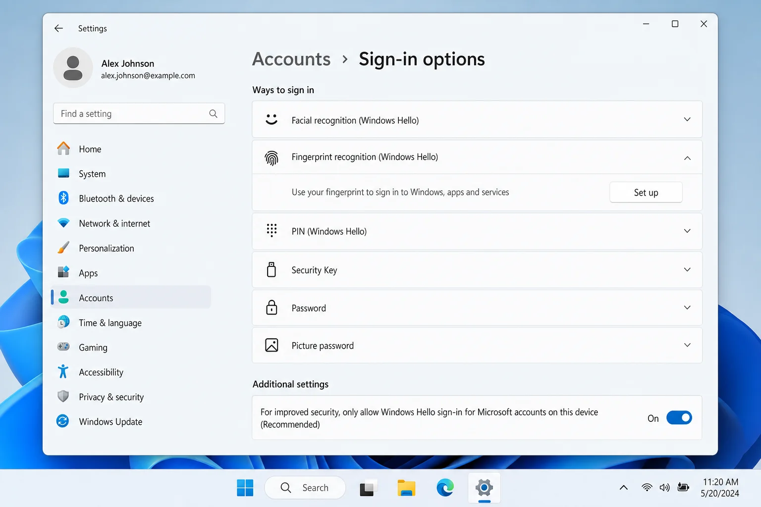 Windows 11 Settings/> Accounts > Sign-in Options page showing Windows Hello Face, Fingerprint, and PIN options”/></figure>



<ul class=