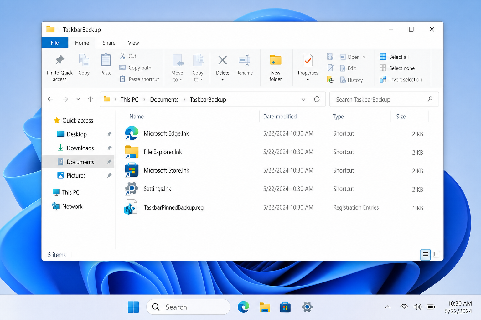 Backup folder showing .lnk shortcut files alongside the TaskbarPinnedBackup.reg file