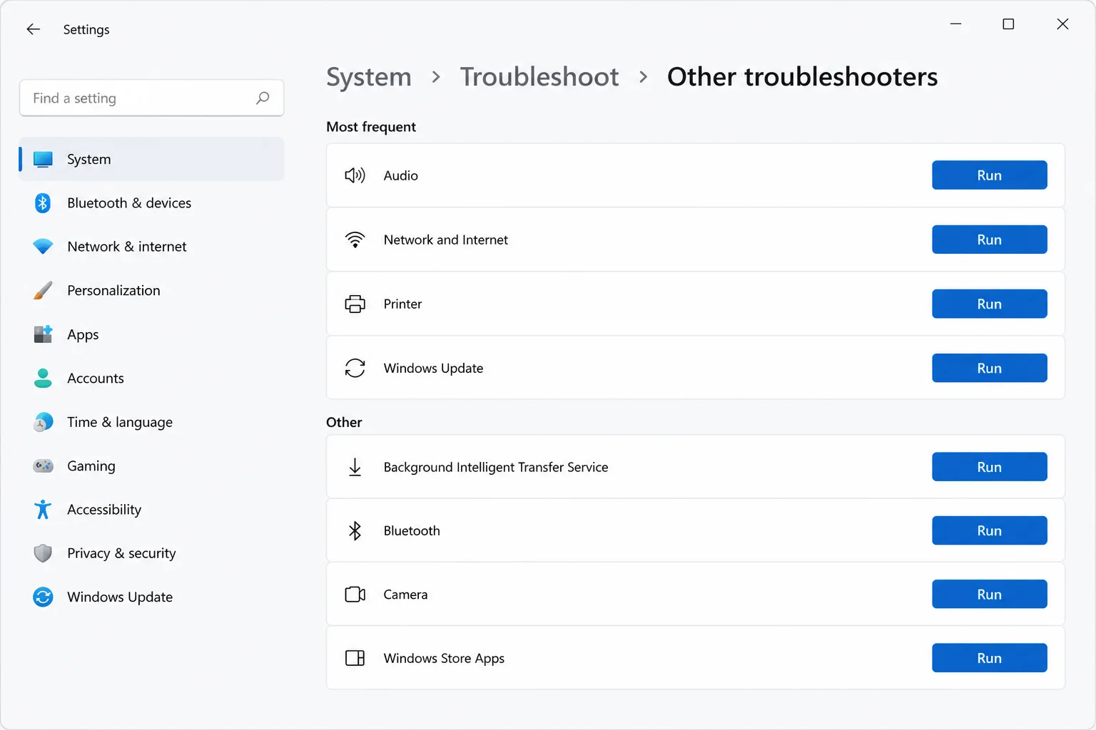 Windows 11 Settings > System > Troubleshoot > Other troubleshooters with the Windows Store Apps entry and Run button visible