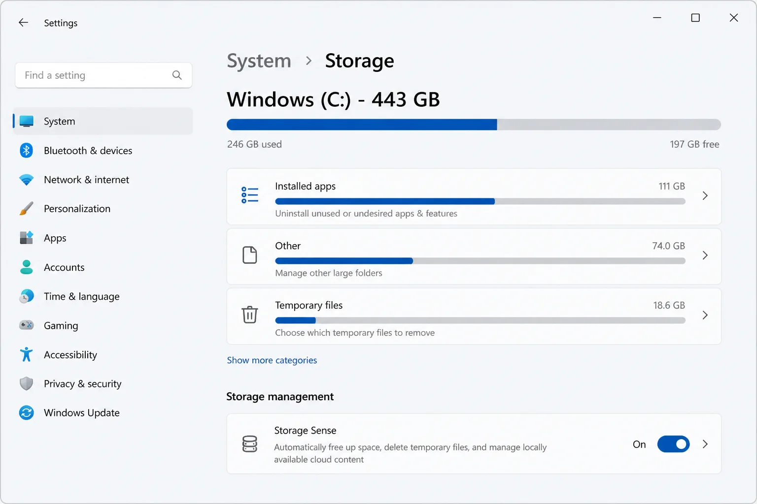 Settings > System > Storage page showing the drive usage bar and category breakdown (apps, temp files, system, documents)
