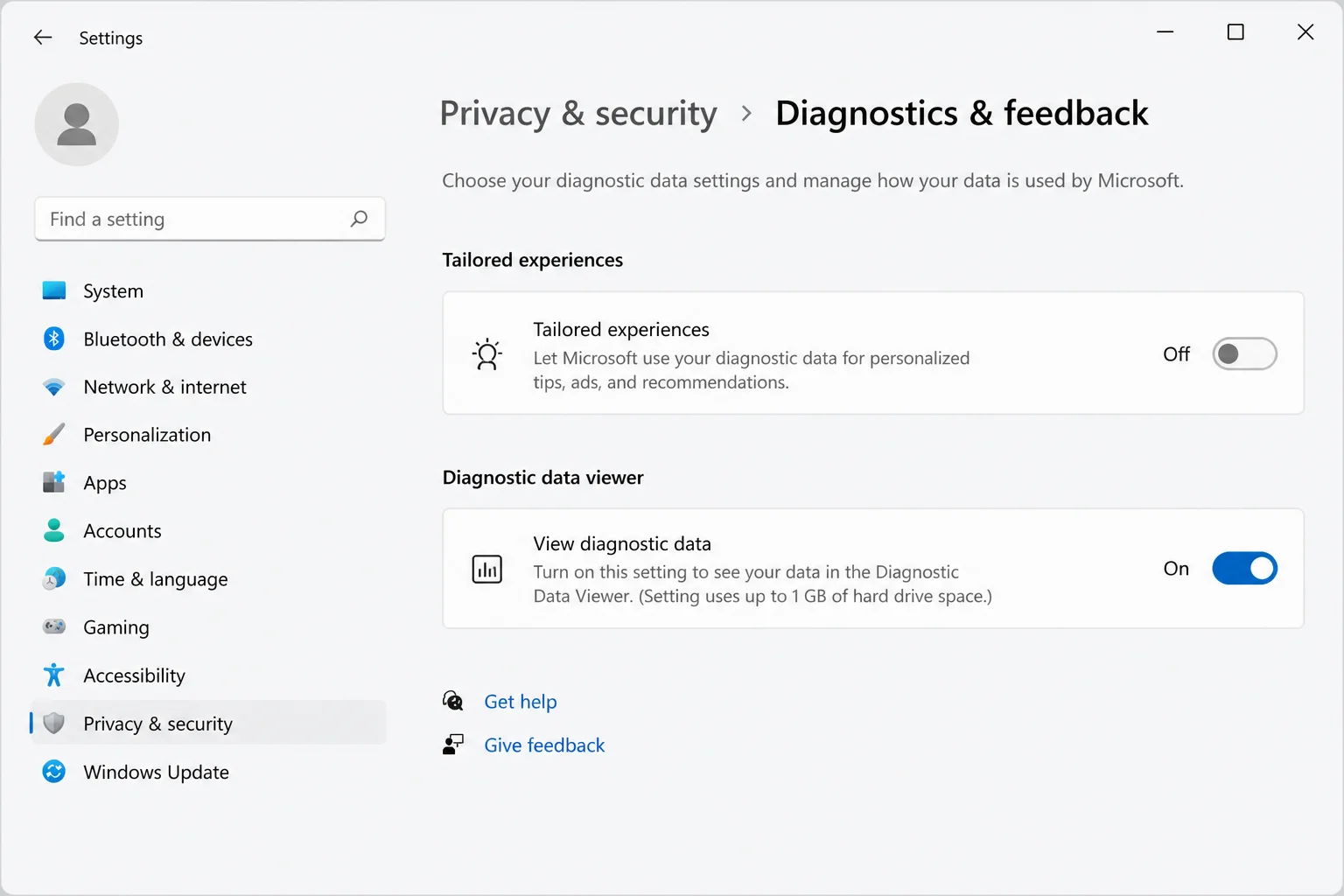 Diagnostics & feedback settings page showing the Tailored experiences toggle and its description about using diagnostic data for personalized tips and recommendations