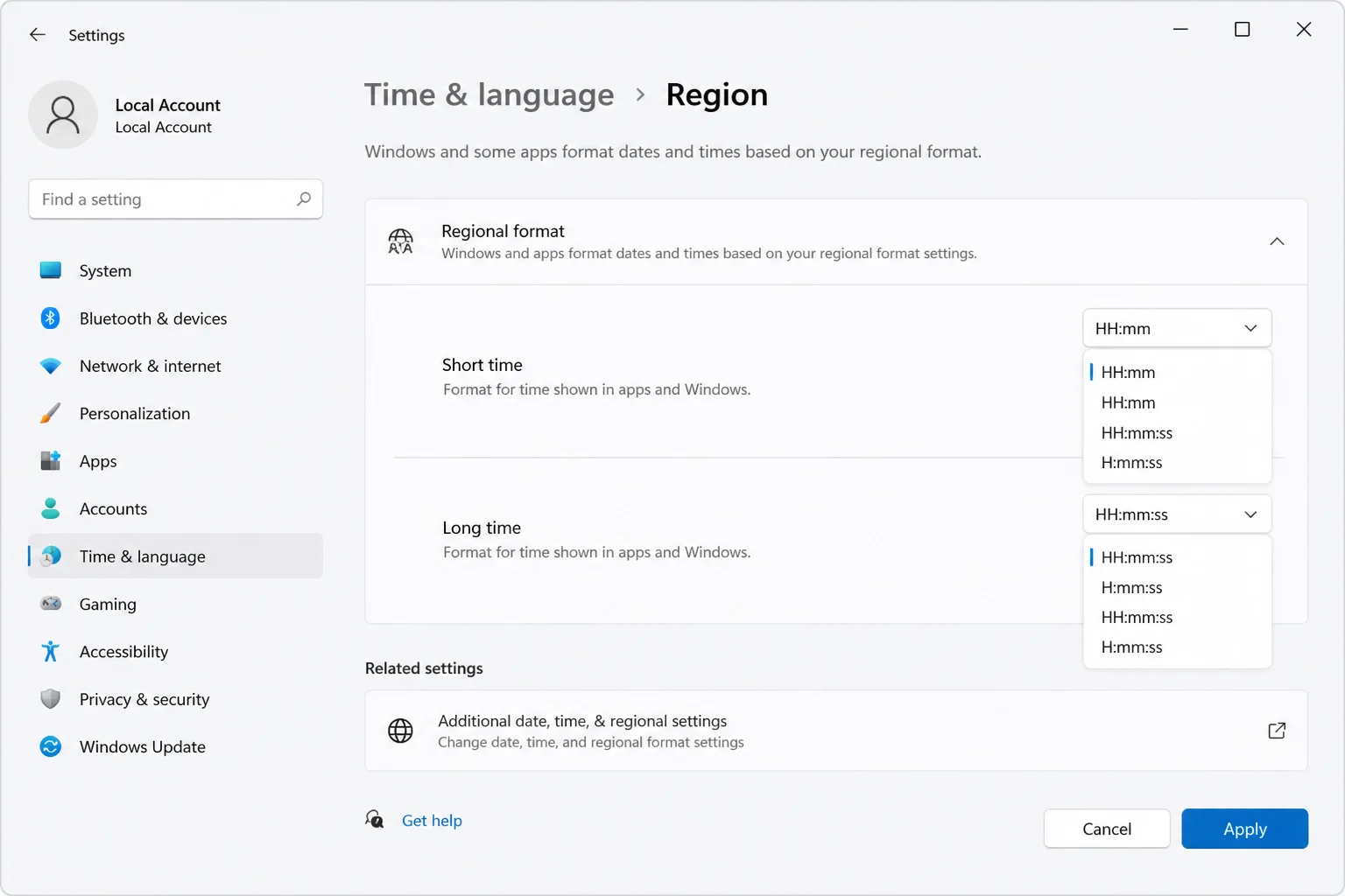 Windows 11 Change formats page showing 24-hour selections for both Short time and Long time