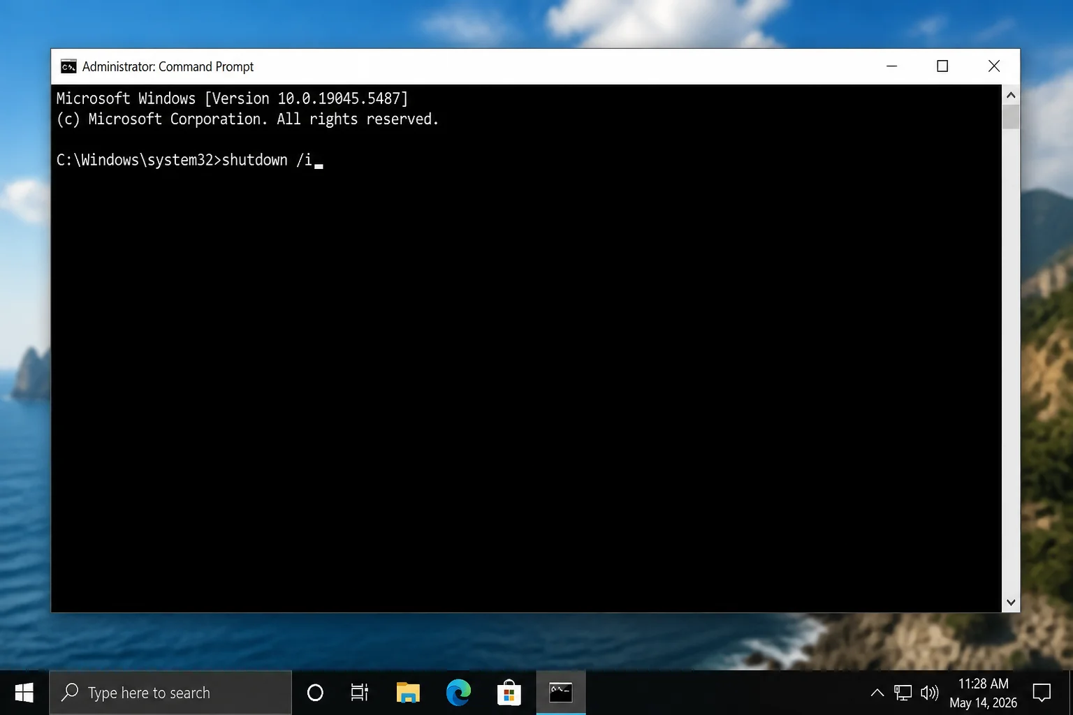 Administrator Command Prompt with shutdown /i entered
