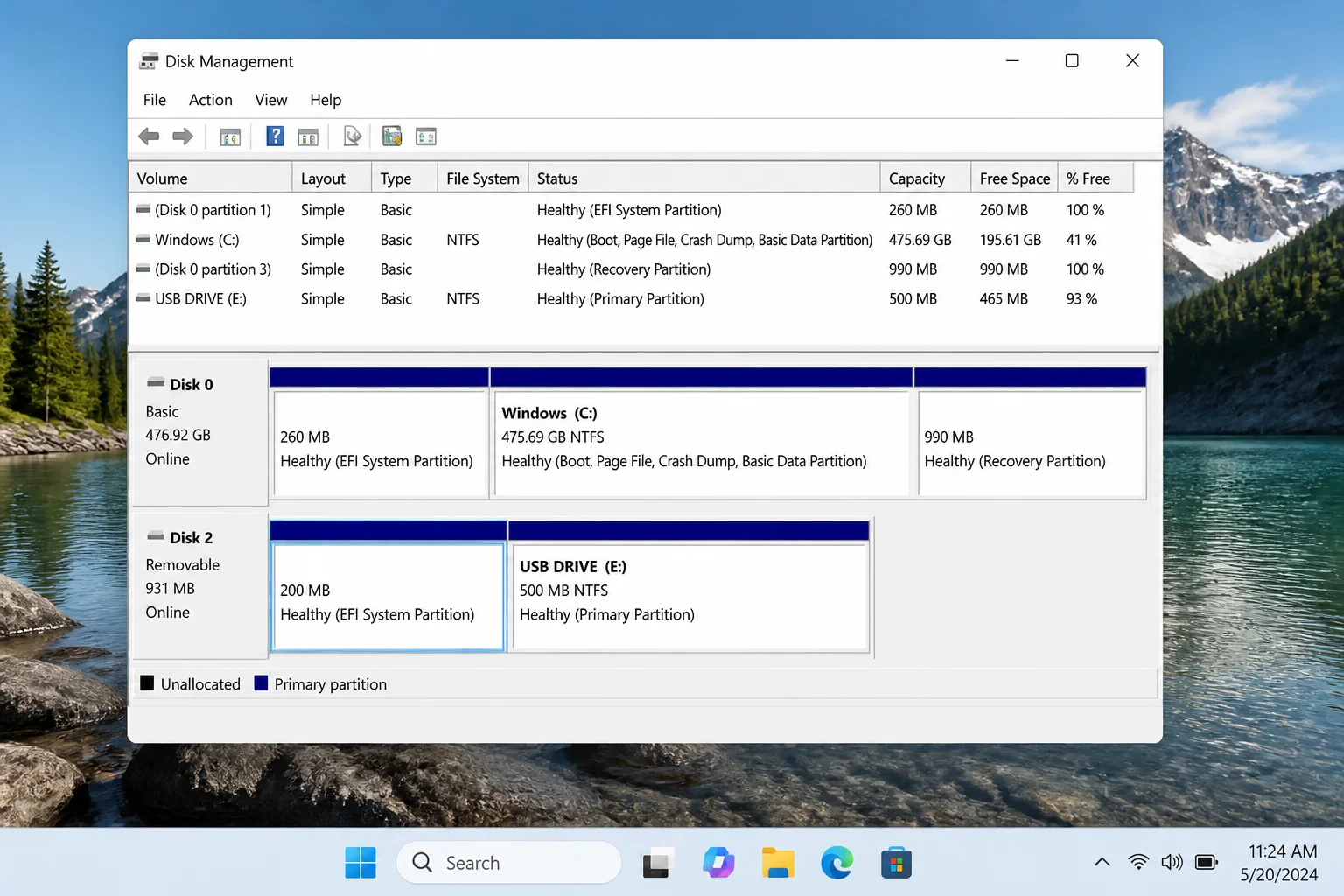 Disk Management showing an external USB drive with an EFI System partition and a main data partition